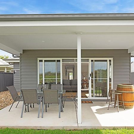Milawa Vineyard Views - Guesthouse 1 Exterior photo